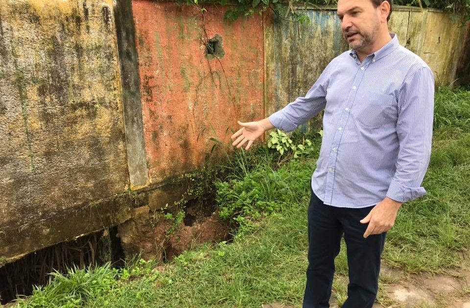 Diligência na região do Grajaú, Zona Sul de São Paulo, para fiscalizar obra de buraco no acesso à escola.