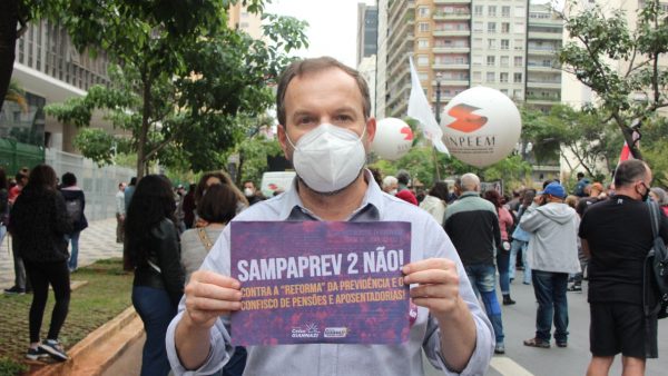 PR 50/21 | Cria a Frente Parlamentar contra o SampaPrev 2