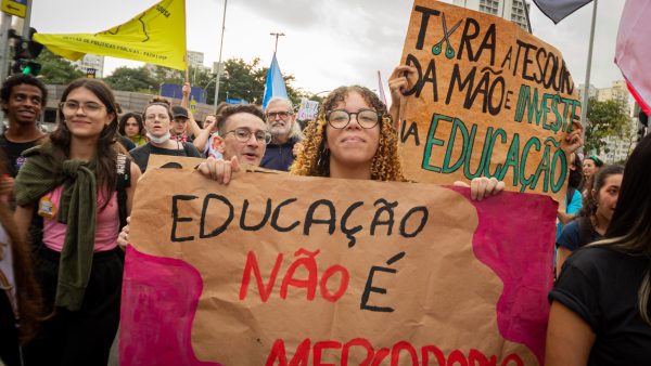 Jogamos a favor da Educação!